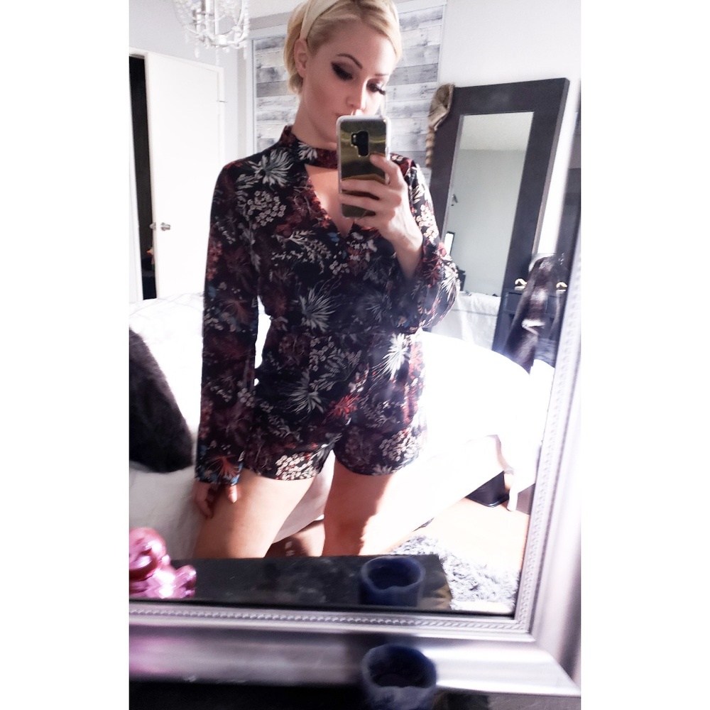 NWT TIMING Floral Romper Size L
